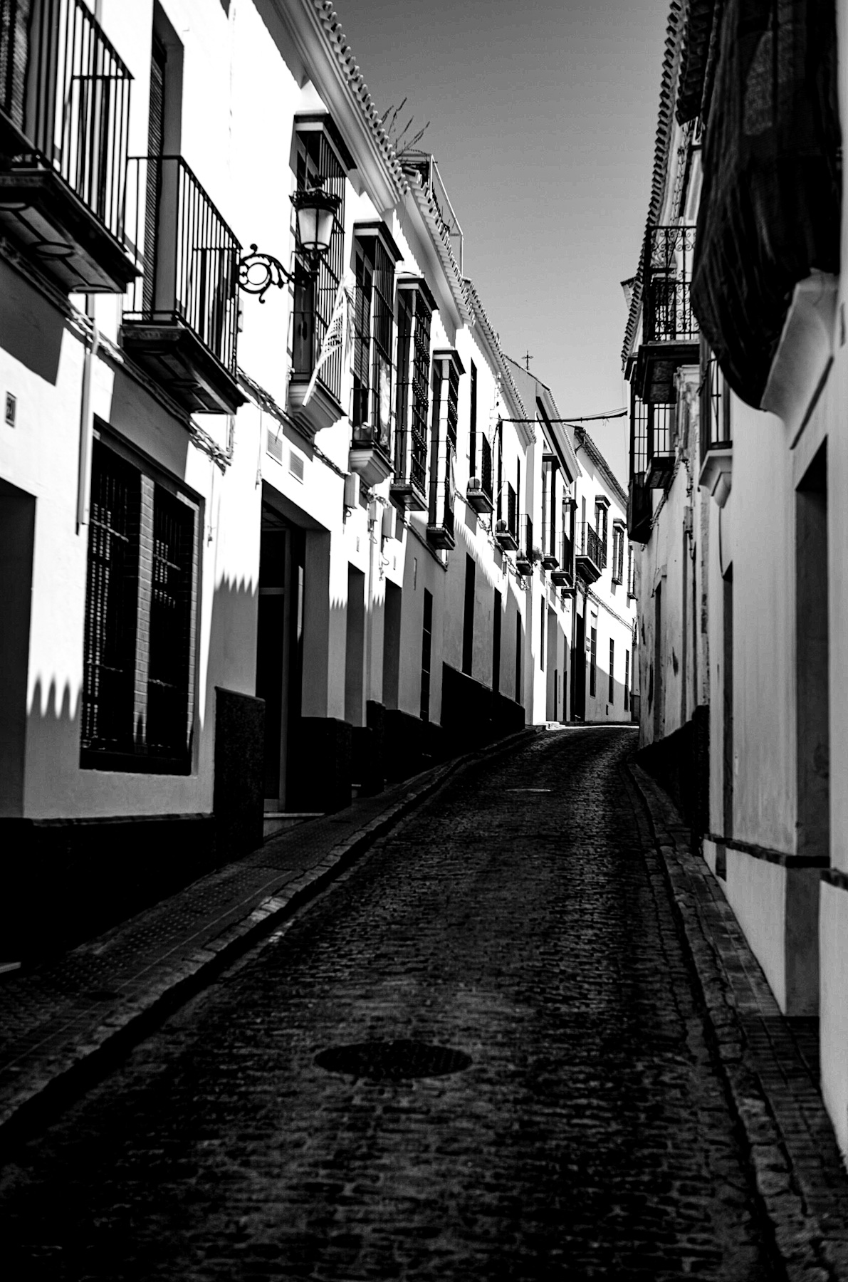 Echoes in the Stone: An Andalusian Street’s Timeless Narrative