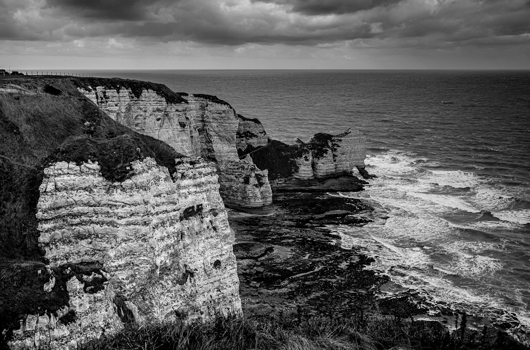 The Enduring Majesty: Normandy’s Chalk Cliffs and Their Storied Past