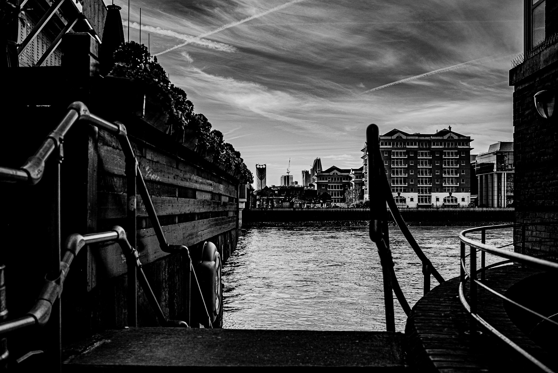 London’s Riverside: A Timeless Perspective on Urban Evolution