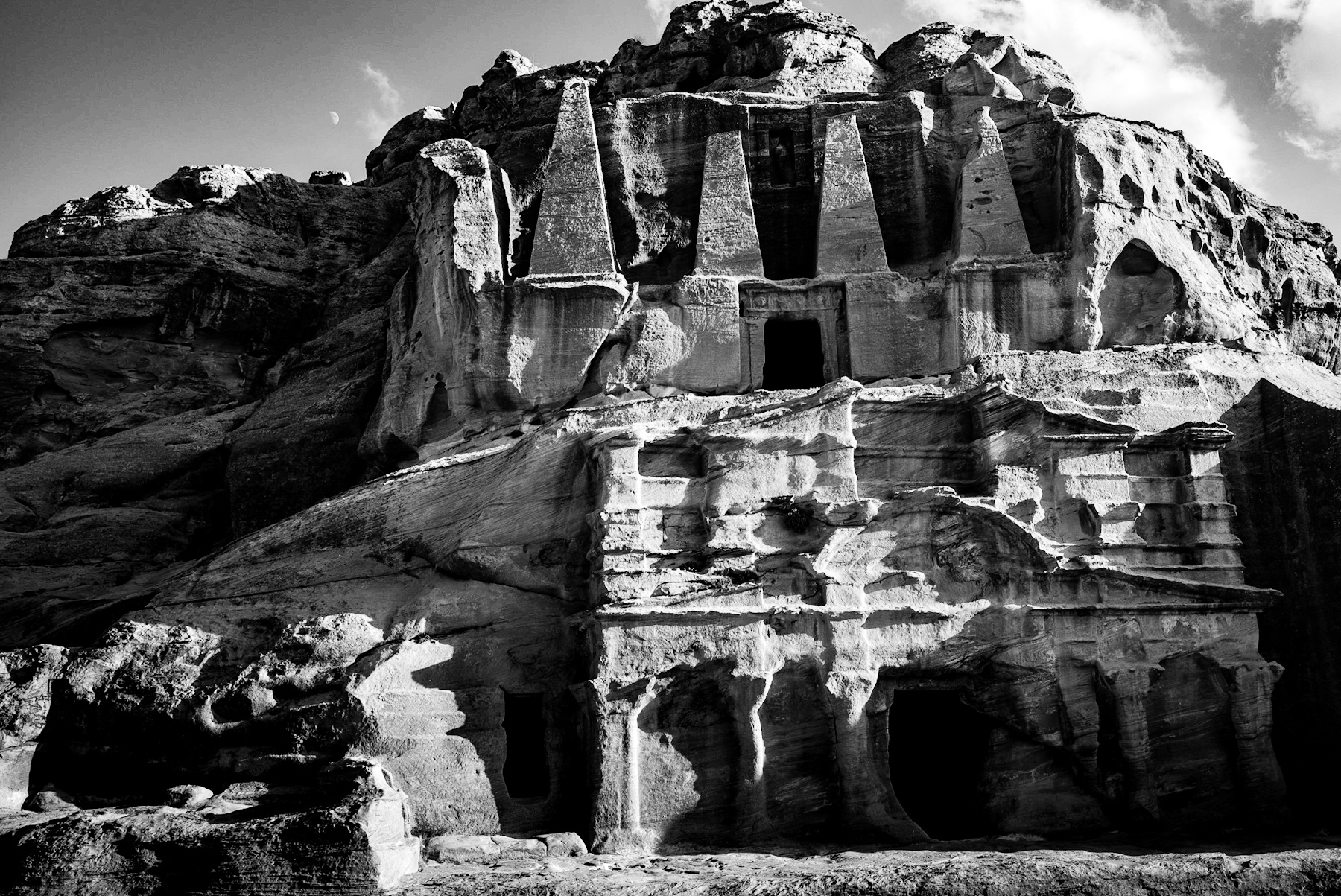 Echoes in Stone: A Journey Through Petra’s Urn Tomb and Nabataean Legacy